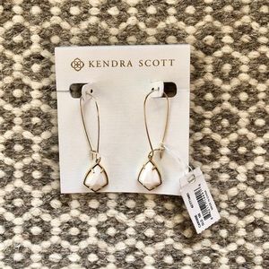 Kendra Scott Carinne Earrings